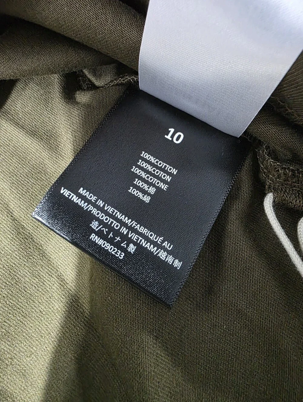 NWT Oversized Fear of God Essentials Kids Cotton Crew Neck Tee Sz 10 Olive